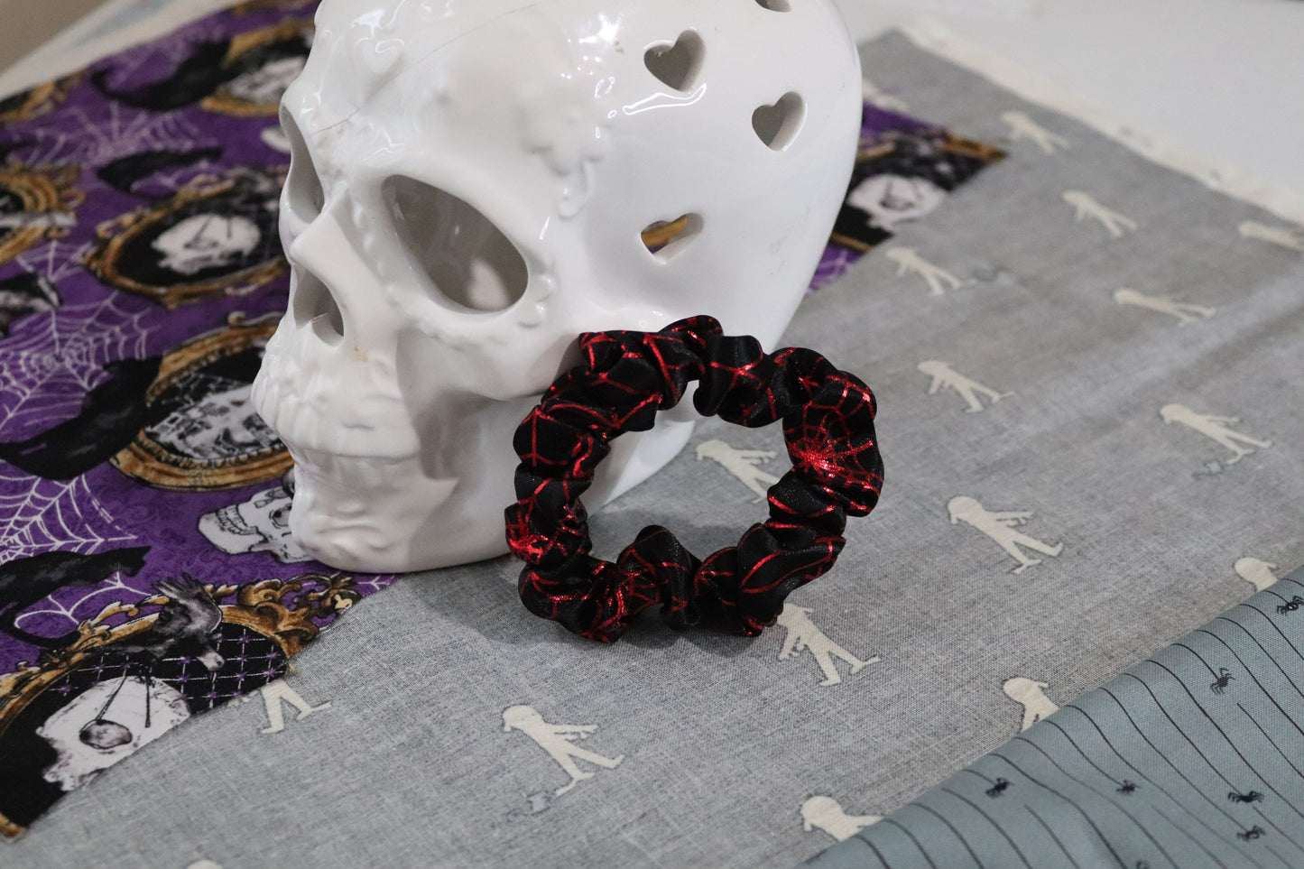 Black & Red Spiderweb Spooky Scrunchie (Skinny)