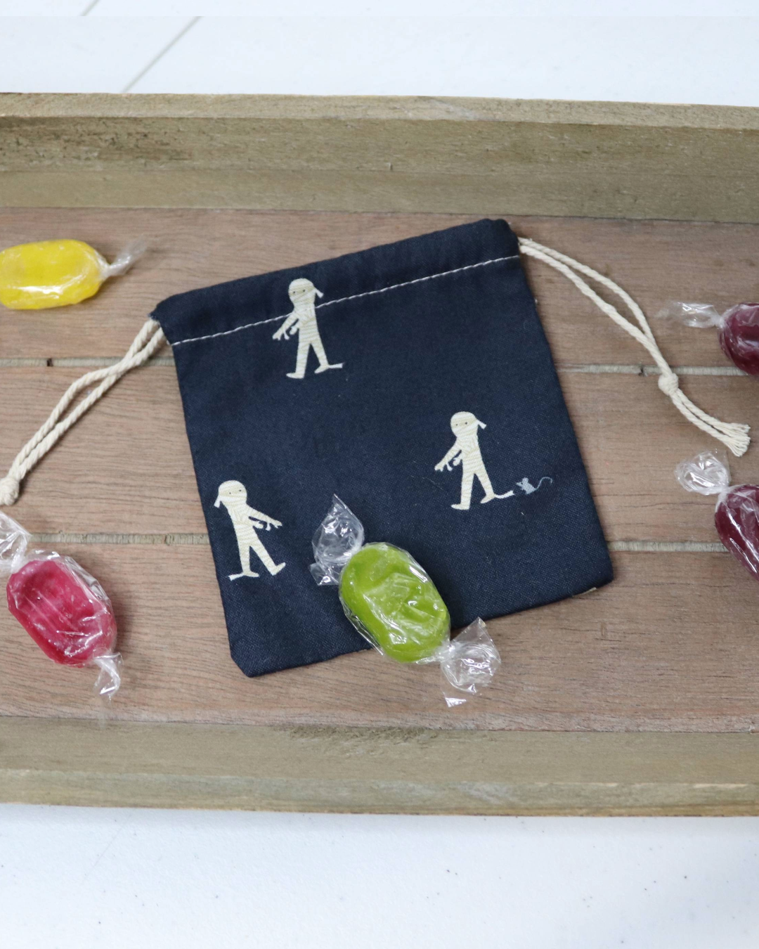Mummies Print Drawstring Bag